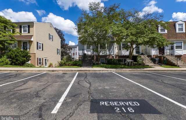 124 BARNSFIELD CT #216 Gallery 2