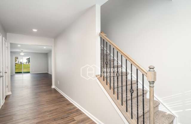 2743 Oldfield Drive Gallery 3
