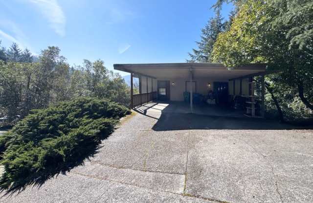 3792 Emerald Street - 3792 Emerald Street, Eugene, OR 97405 3792 Emerald Street - 3792 Emerald Street, Eugene, OR 97405