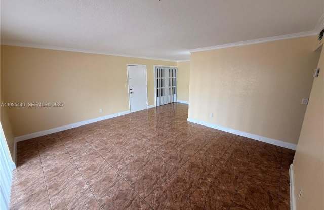 8011 W 6th Ave photos photos