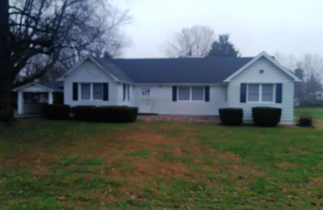 126 College Hts - 126 College Hts, Hodgenville, KY 42748