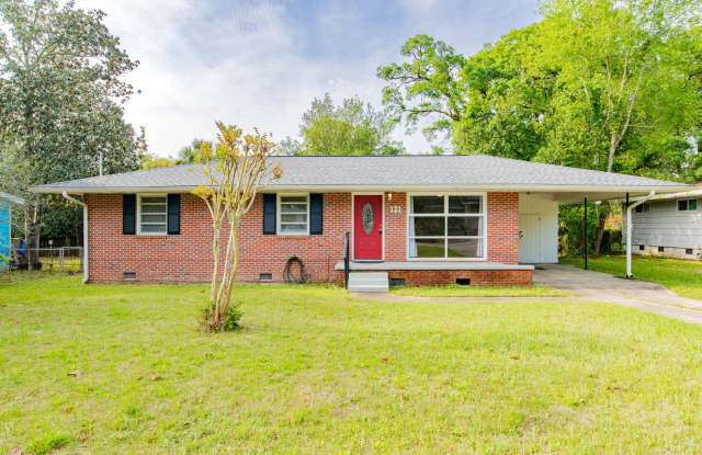 3 Bed 1.5 Bath - Home - 121 Drew Circle, Pensacola, FL 32503