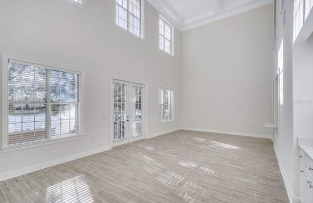390 NEWBURY Place N Gallery 3
