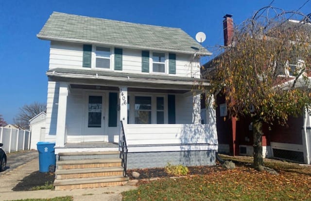 1406 W 13th St. - 1406 West 13th Street, Lorain, OH 44052