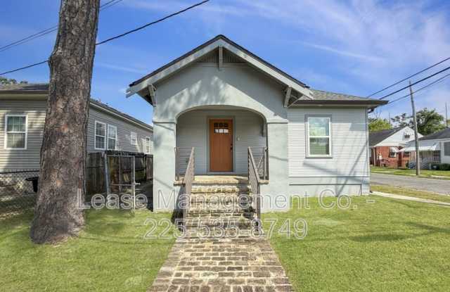 3101 Allen Street photos photos