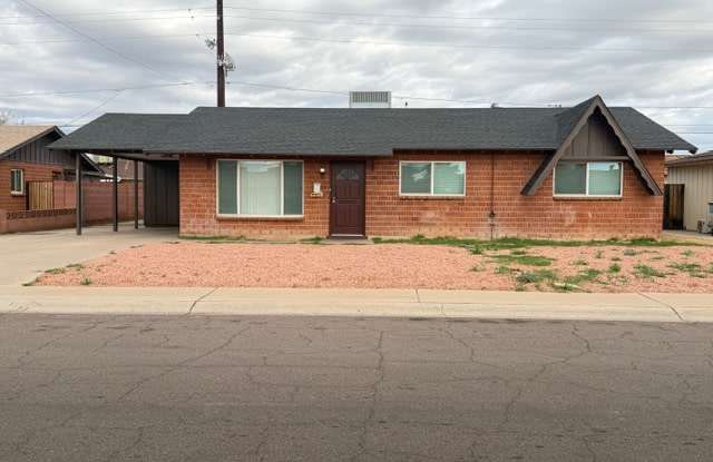 4208 W Rose Ln photos photos