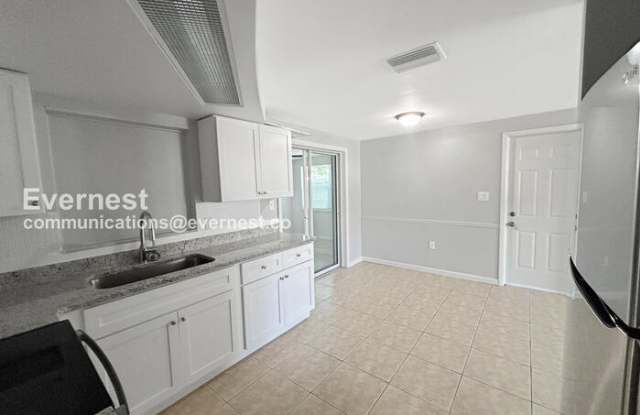 3034 Primrose Drive Gallery 3