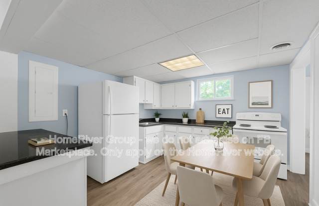 606 Fairground Ave - 606 Fairground Avenue, Higginsville, MO 64037