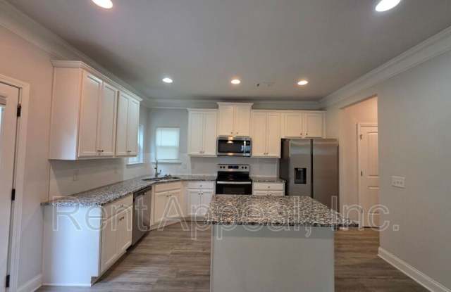 970 Laurel Cove Dr Gallery 2