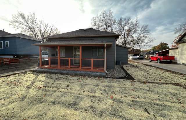 Newly Renovated 2 Bed House in Rock Valley, IA photos photos