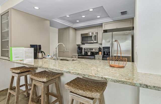 17080 Harbour Pointe Drive Gallery 4