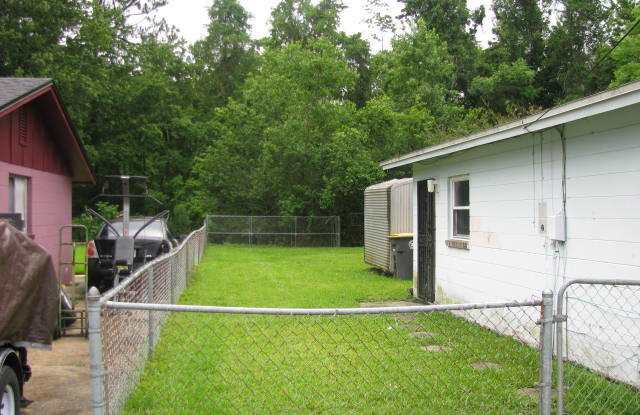 7423 JOHN F KENNEDY DR E Gallery 2
