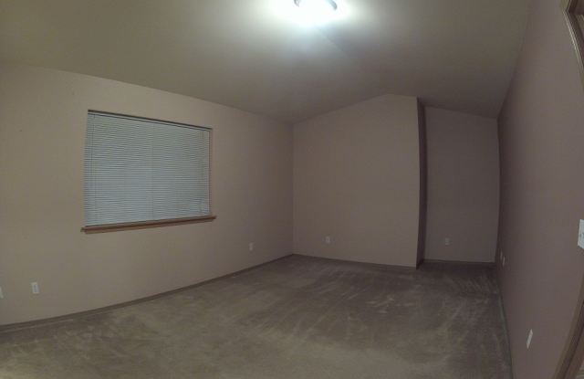 7302 2nd Dr SE Gallery 4