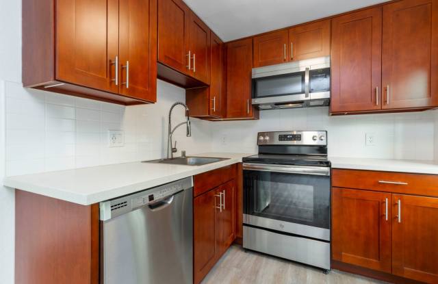 411 Harvard Ave East photos photos