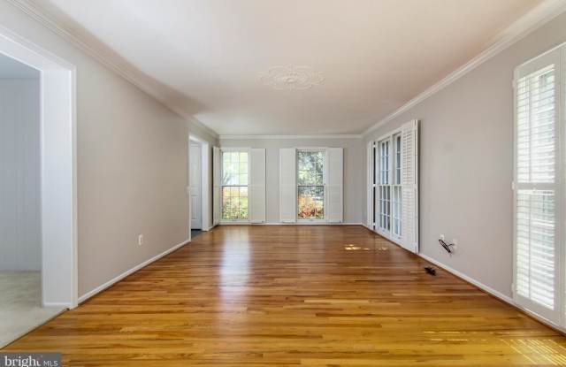 3820 GRIFFITH PL Gallery 4