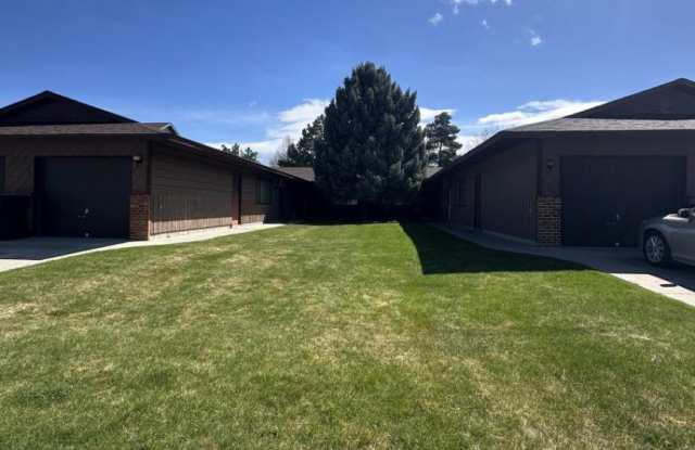 305 Cape Cod Drive photos photos