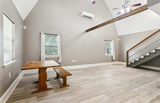 73211 PLANTATION Street Gallery 4
