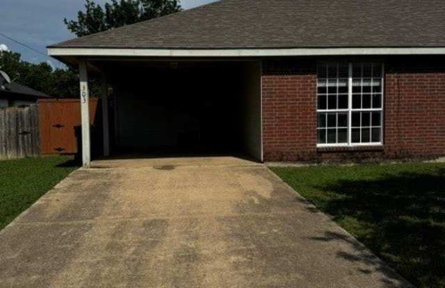 303 N Arizona Drive Gallery 2