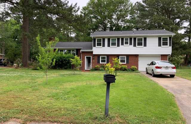 4720 Fairway Ave - 4720 Fairway Avenue, Virginia Beach, VA 23462