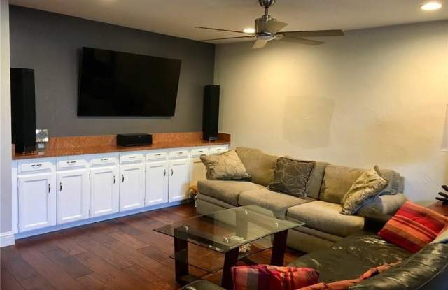6441 Cedar Hollow Drive Gallery 3