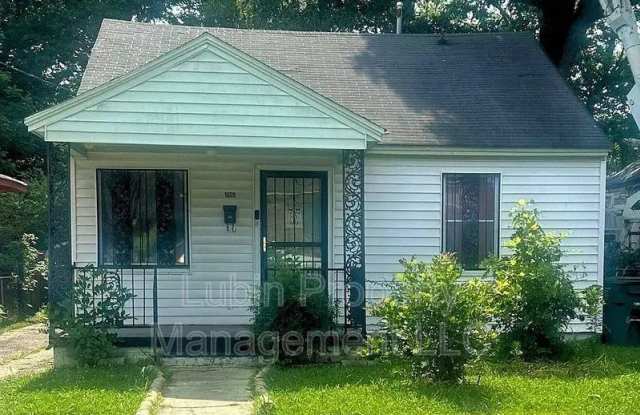 1609 Oakwood St photos photos