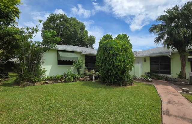 19851 SW 103rd Ct Gallery 4