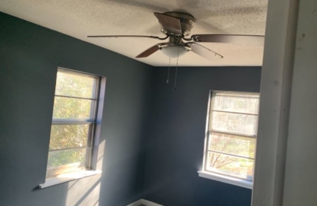 2489 Hanwood Ave - 2489 Hanwood Avenue, Memphis, TN 38108