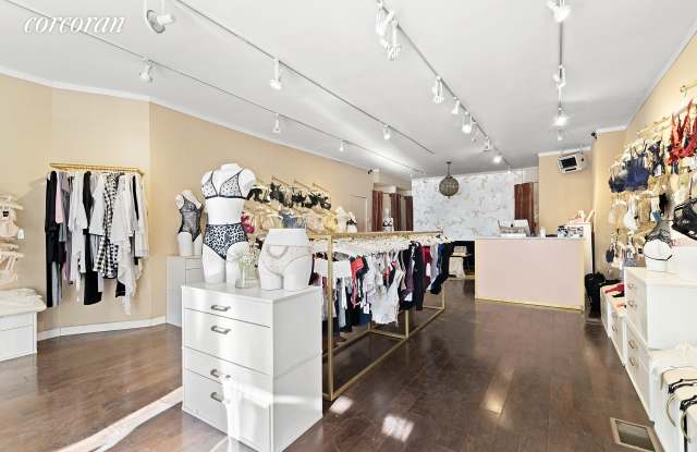 200 Bedford Avenue Gallery 3