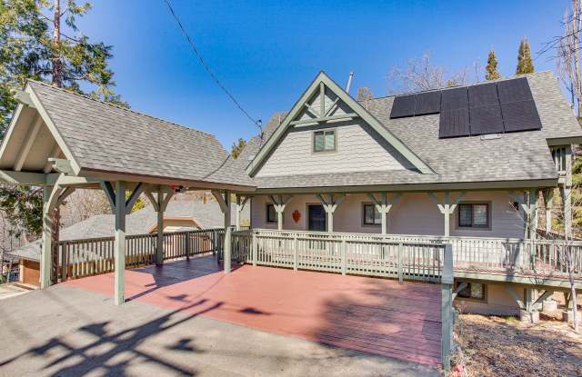 1056 Sandalwood Dr Gallery 1