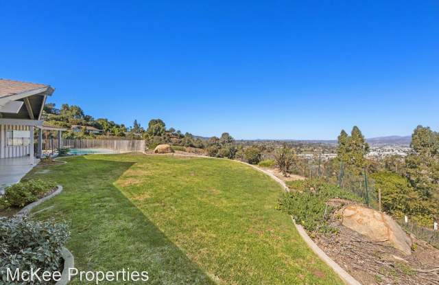 10340 Bonnie Lane Gallery 3
