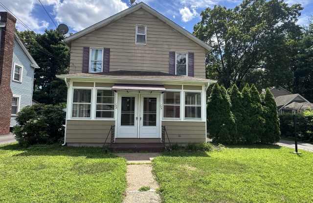 103 Silver Lane photos photos