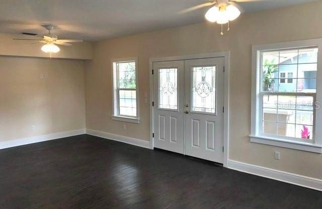 3009 W BAY COURT Avenue Gallery 3