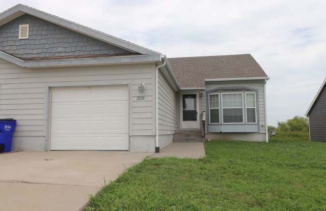 Spacious Home for rent! photos photos Spacious Home for rent! photos photos