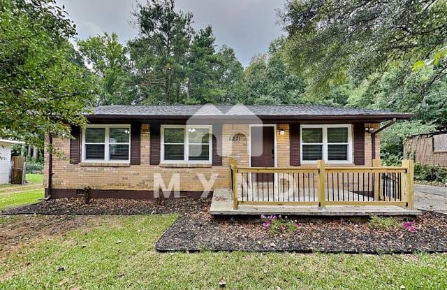 8271 Attleboro Dr - 8271 Attleboro Drive, Clayton County, GA 30238
