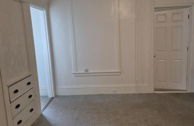 453 Maple ST photos photos
