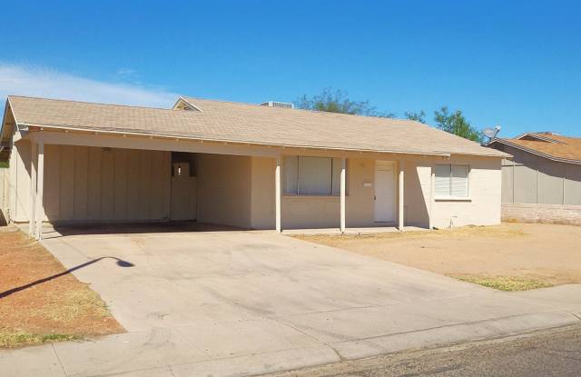 Coming Soon......CHARMING HOME ON WEST SIDE OF PHOENIX!!!! Gallery 1
