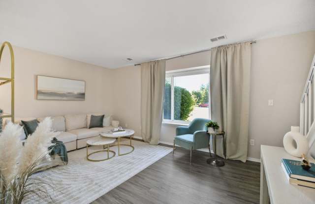 Rochester Villas Townhomes Gallery 3