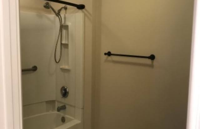 75 Redwood Dr 1003 Gallery 4