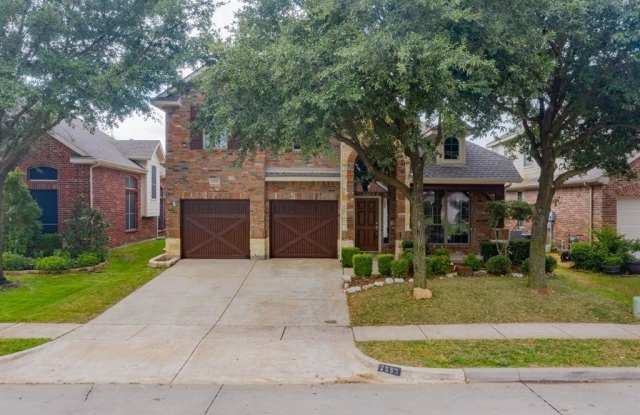 2557 Marina Drive - 2557 Marina Drive, Grand Prairie, TX 75054