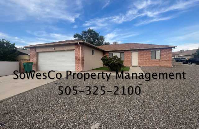 Large Home on West Side of Town photos photos