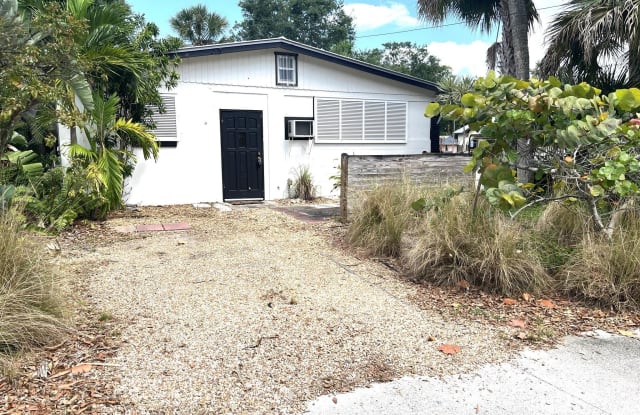 119 SW 5th Street - 119 Southwest 5th Street, Stuart, FL 34994