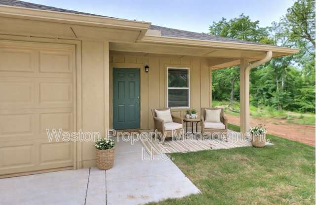 1823 Rutgers Avenue - 2 photos photos