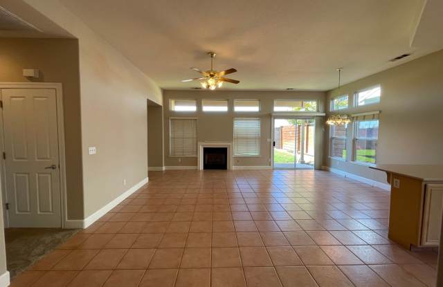 1621 Linnea Ln Gallery 3