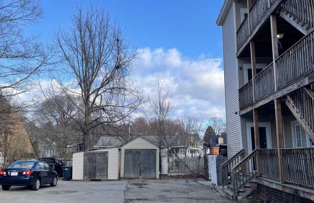 79 Fairlawn Avenue - 79 Fairlawn Avenue, Southbridge Town, MA 01550