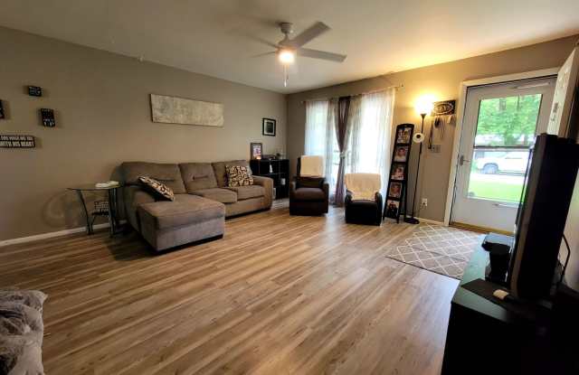 Fully-Fenced Home with Updates Throughout! Gallery 4