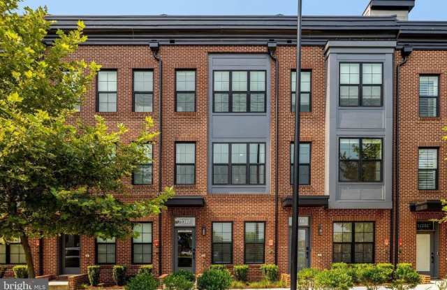 11247 Beaker Street photos photos