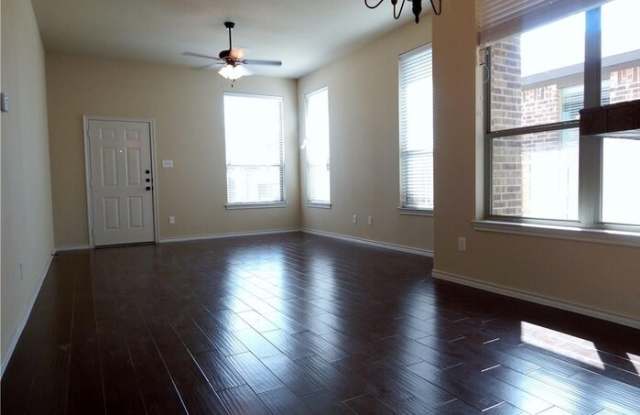 118 Creekside Villa Drive Gallery 3