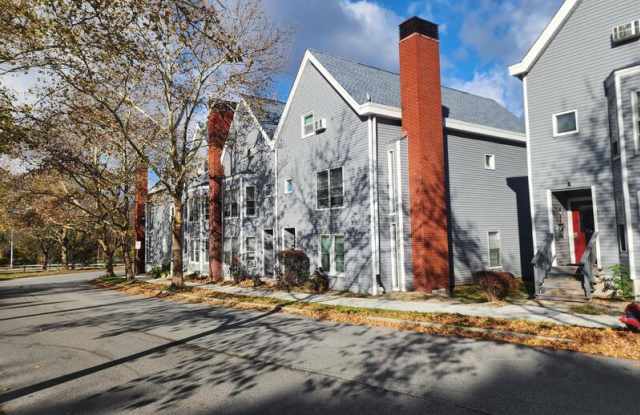 67 South Clover Street - 3 photos photos 67 South Clover Street - 3 photos photos