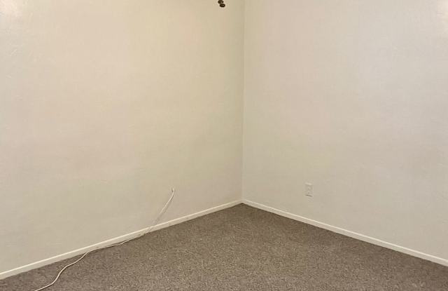 2239 Flintridge Drive Gallery 3