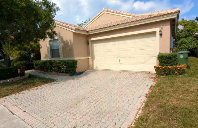 1481 SW 105TH AVE PEMBROKE PINES, FL 33025 photos photos